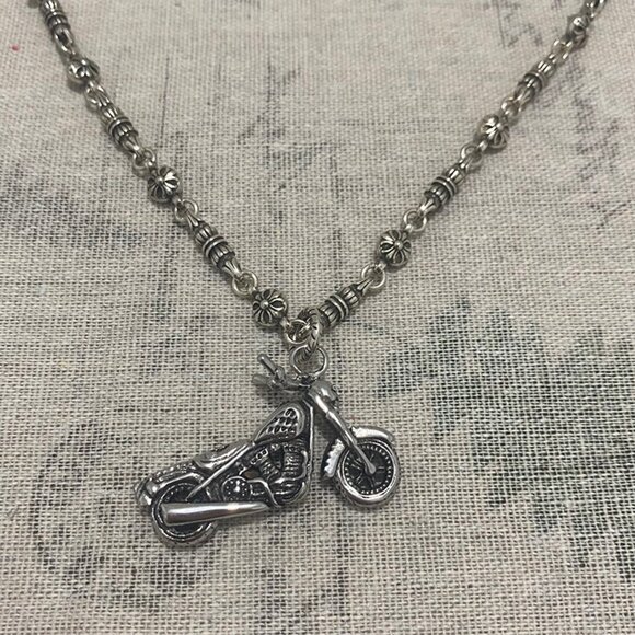 Chrome Hearts Cross Flower Chain Motorcycle Pendant Necklace - Picture 8 of 10